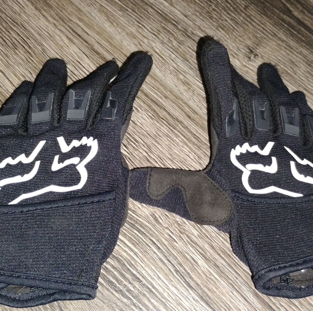 Fox Kids Matching Set - Black and White